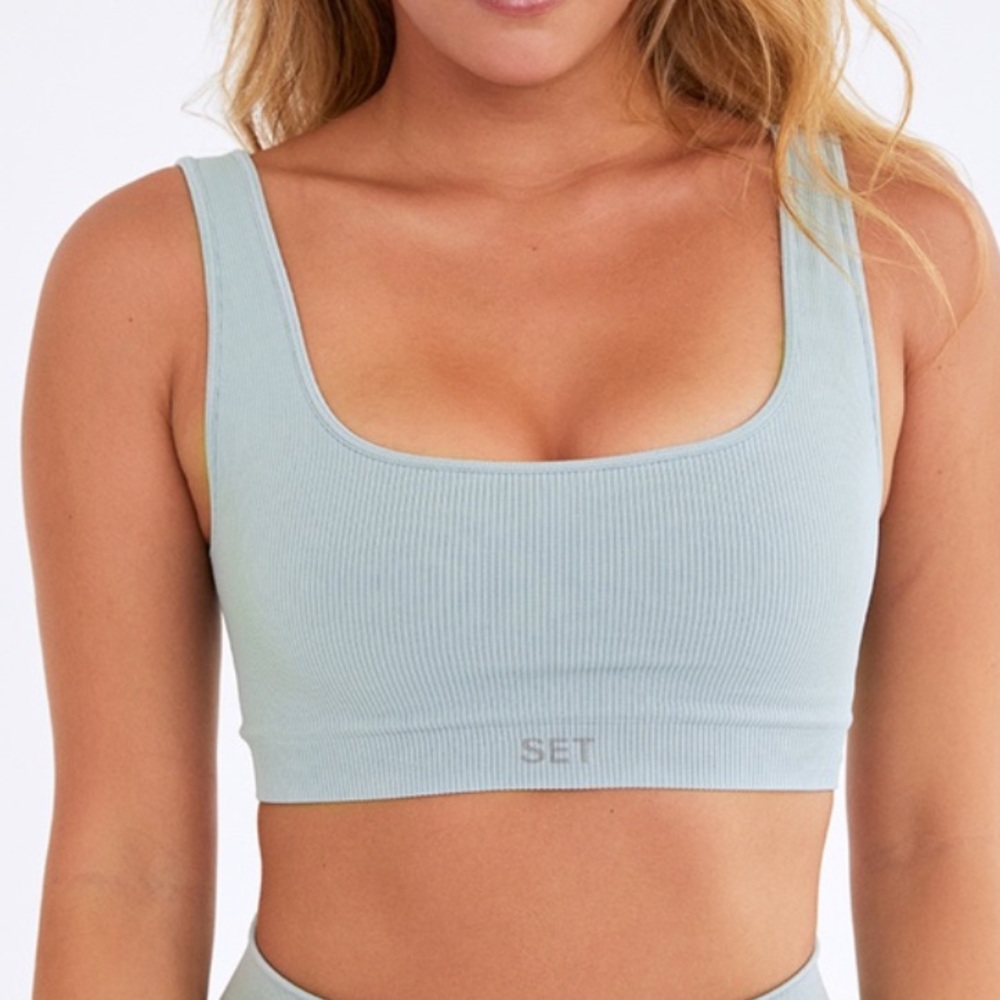 SETactive box cut bra in moon size medium